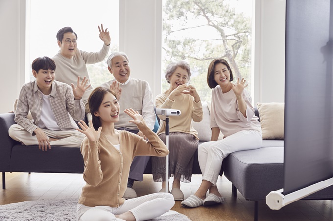 이 이미지는 대체 속성이 비어있습니다. 그 파일 이름은 tica1140000753.jpg입니다