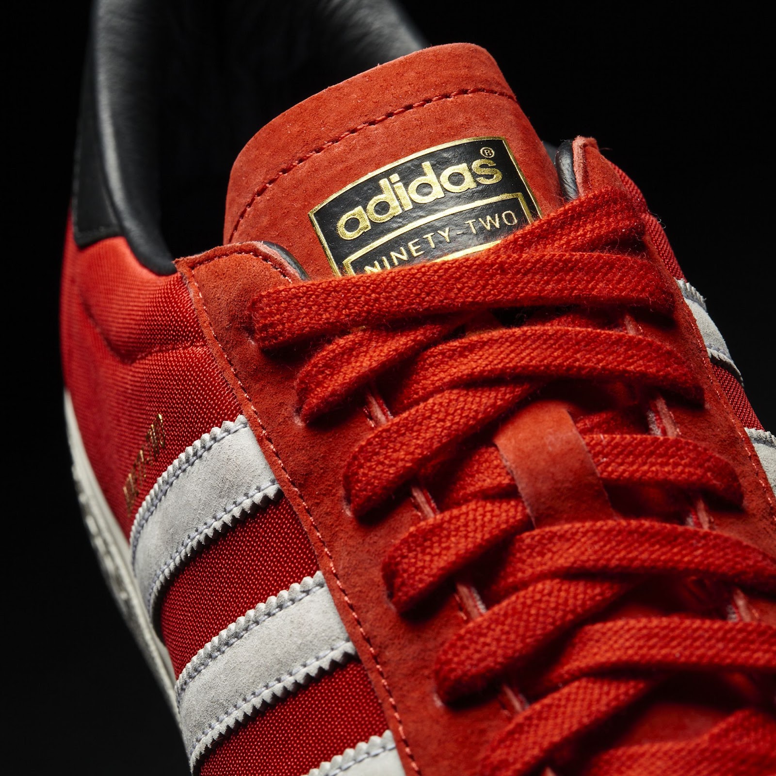 Classy Limited-Edition Adidas Man Utd Ninety-Two Shoe Revealed - Footy ...