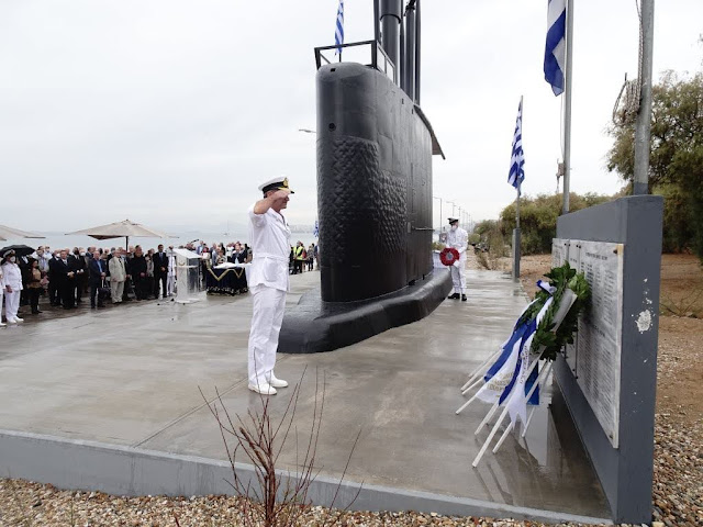 La Asociación de Submarinistas griegos recordó a los tripulantes que dieron su vida por la patria
