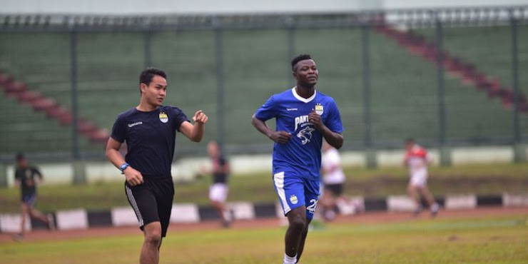 Hadapi Persegres, Persib Akan Kembali Memainkan Ezechiel N'Douassel