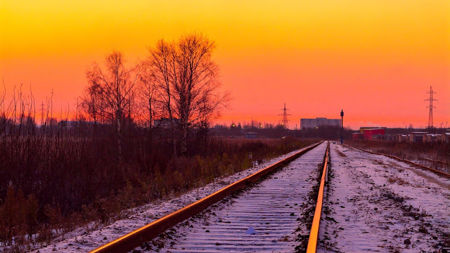 Sunset Railroad Tracks Wallpaper