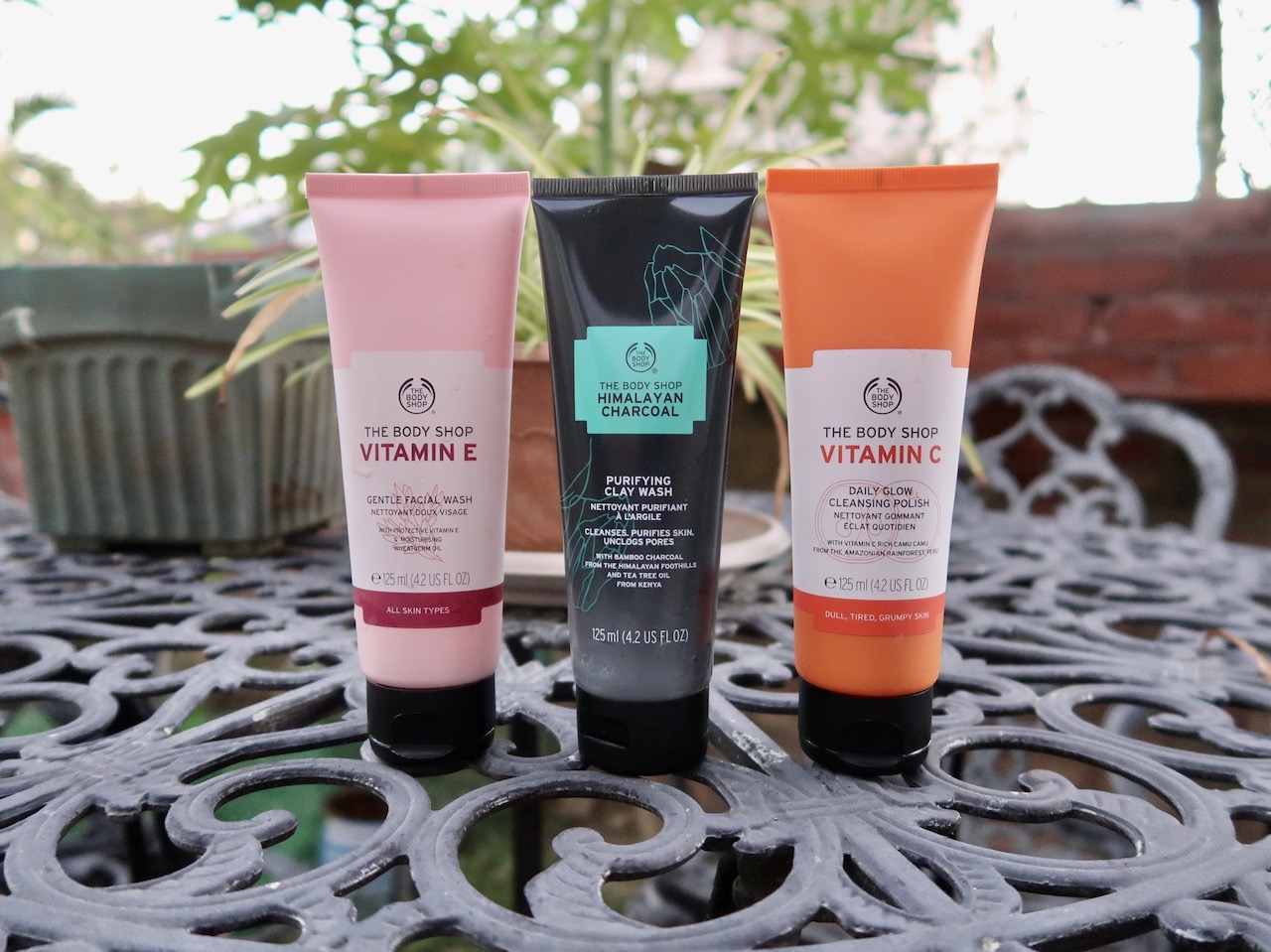 The Body Shop Facial Wash Review Himalayan Charcoal Purifying Clay