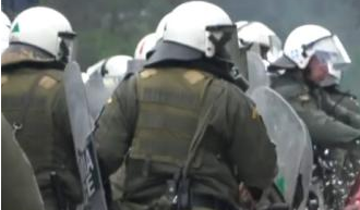 Θλιβεροί ισχυρισμοί ΕΛ.ΑΣ.: Δεν χτυπήσαμε το 5χρονο, πνίγηκε από τα χημικά