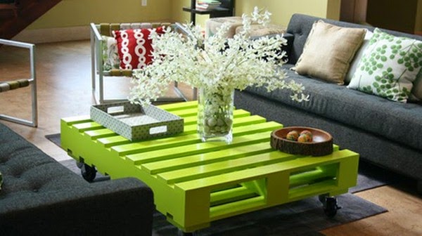 Recycle wooden pallets and turn them into home furnishings