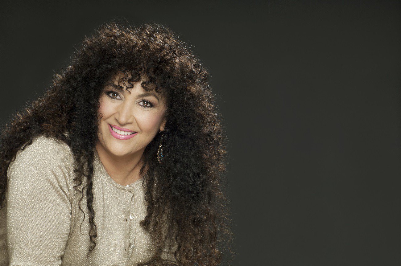 Románticas del Recuerdo Amanda Miguel.. Su vida y sus éxitos