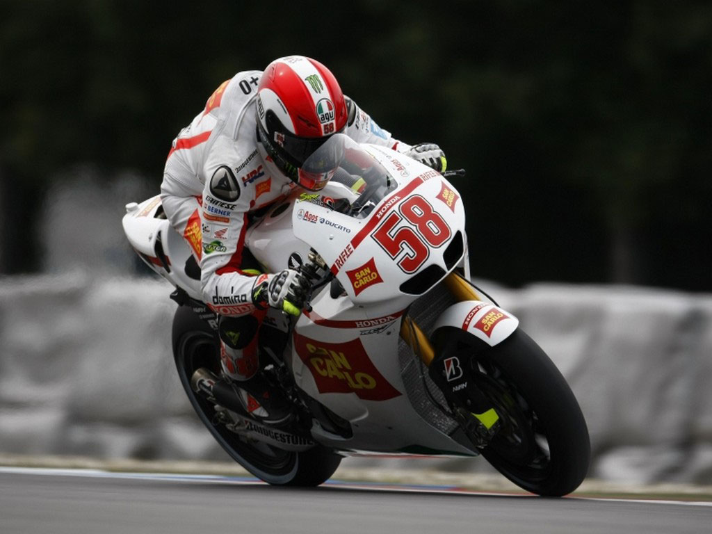 Biography And Photos: Marco Simoncelli
