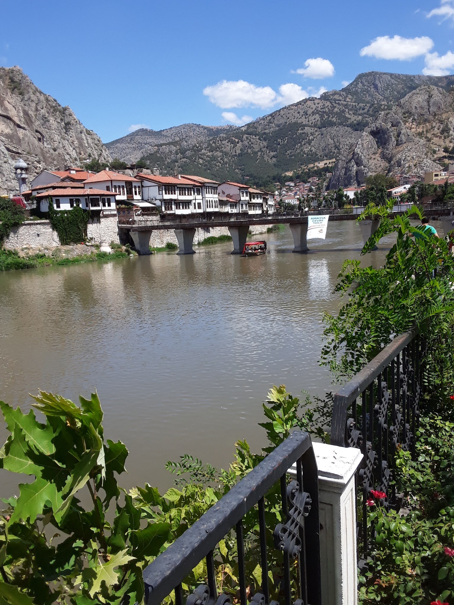 Hamdullah DEDEOĞLU 16. YÜZYILDA AMASYA SANCAĞI’NDA NÜFUS YAPISI