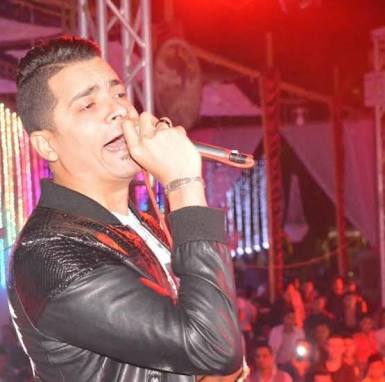 الفنان حسن شاكوش الفنان حسن شاكوش