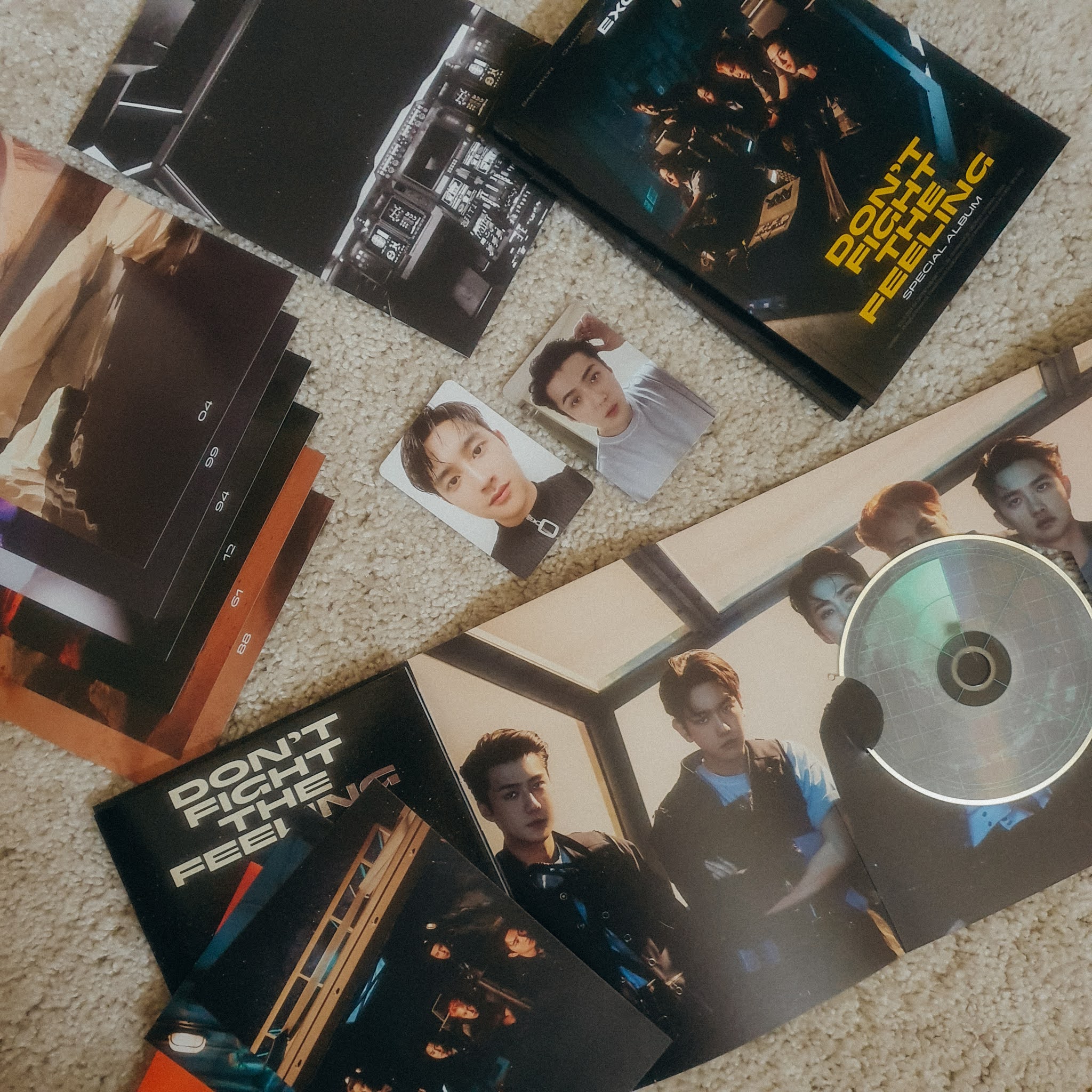 Don't fight. Love overdose meme. альбом don't fight the feeling карты. Don't fight the music секай. Fight for what you want.