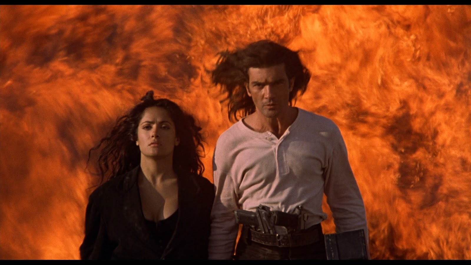 Desperado+%281995%29+1080p+BDRemux+Latino+-+Ingles+-+Descargatepelis.com.mkv_snapshot_01.17.20_%5B2020.01.12_20.06.01%5D.jpg (1600×900)