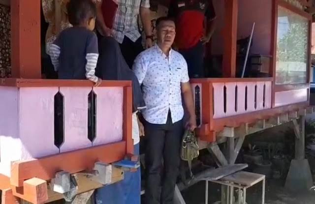 Detik-detik Saat Dijemput Polisi, Ruslan Buton Dan Sempat Teriak Soal Komunis Detik-detik Saat Dijemput Polisi, Ruslan Buton Dan Sempat Teriak Soal Komunis