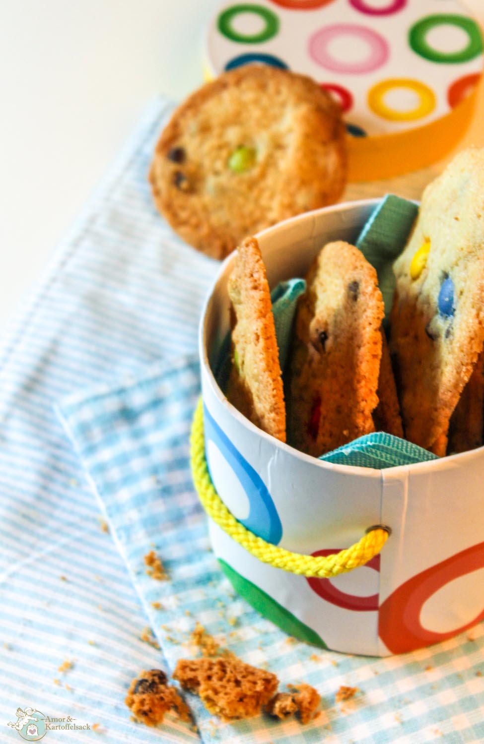 Amor&amp;Kartoffelsack: Krosse Cookies mit Smarties