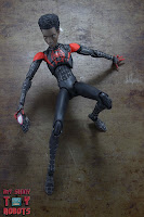 MAFEX Spider-Man (Miles Morales) 45