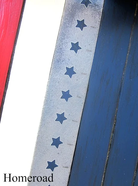 An Easy Tip for Adding Stars to a Hand-Painted Flag www.homeroad.net