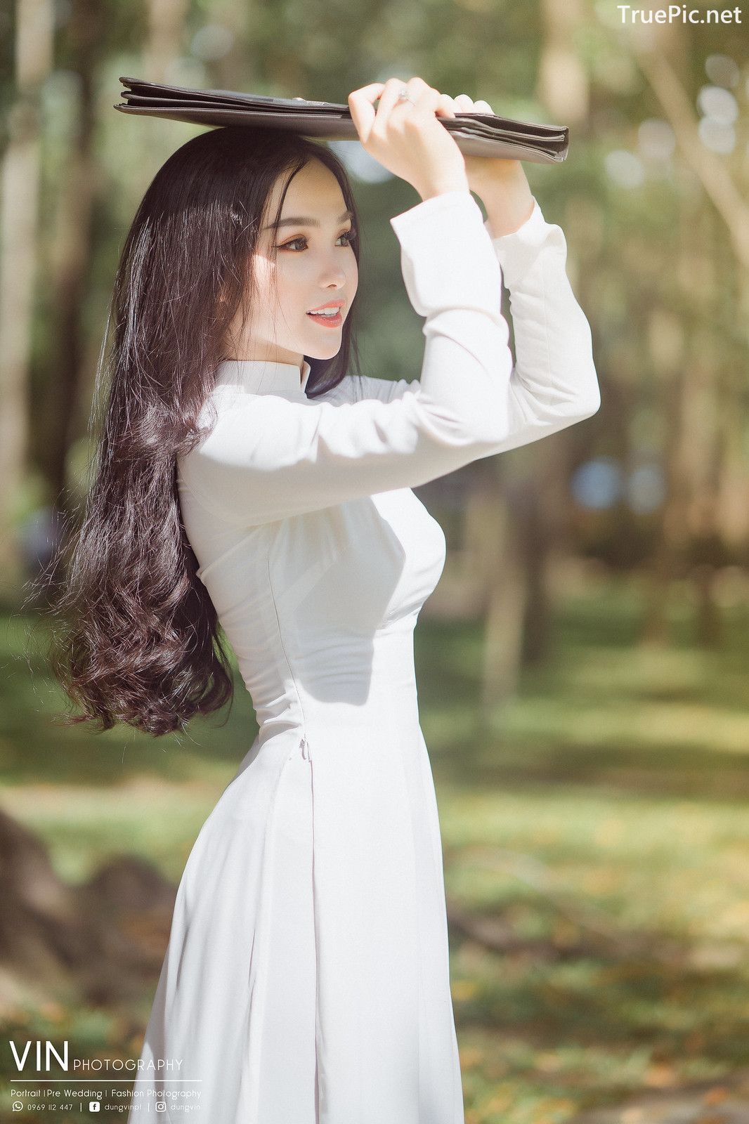 Image-Vietnamese-Beautiful-Girl-Ao-Dai-Vietnam-Traditional-Dress-by-VIN-Photo-1-TruePic.net- Picture-65