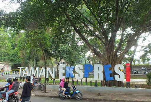 Pesona Keindahan Wisata Taman Ekspresi di Sempur Bogor Jawa Barat