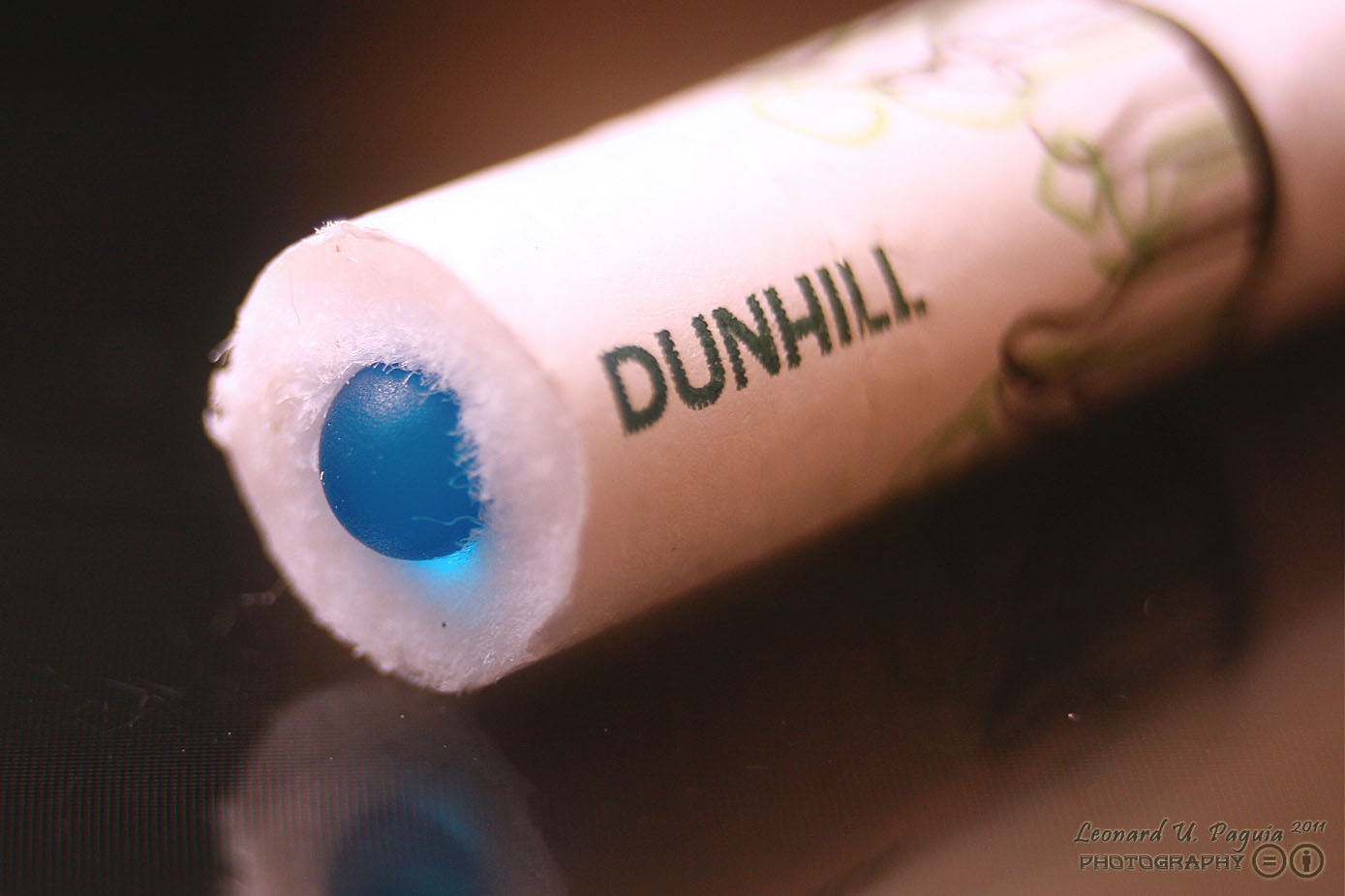 E S P I Y A N G M A N D I R I G M A Dunhill Switch