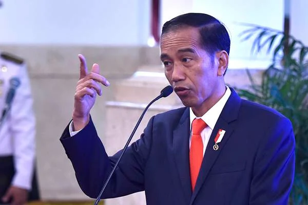Minta BUMN Tidak Susah Urusan Izin, Jokowi: Jangan Sampai BUMN Seperti Birokrasi, Ruwettt...!!