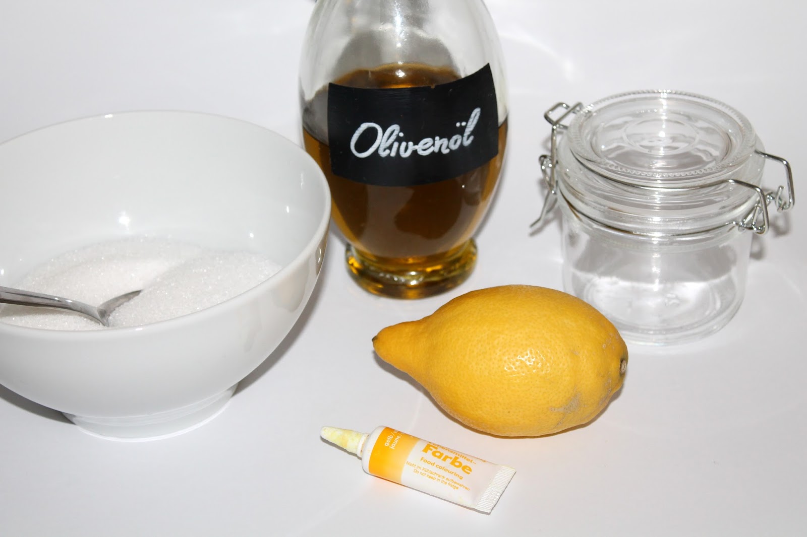 DIY Sugar Scrub / Zuckerpeeling Zitrone ganz einfach selber machen