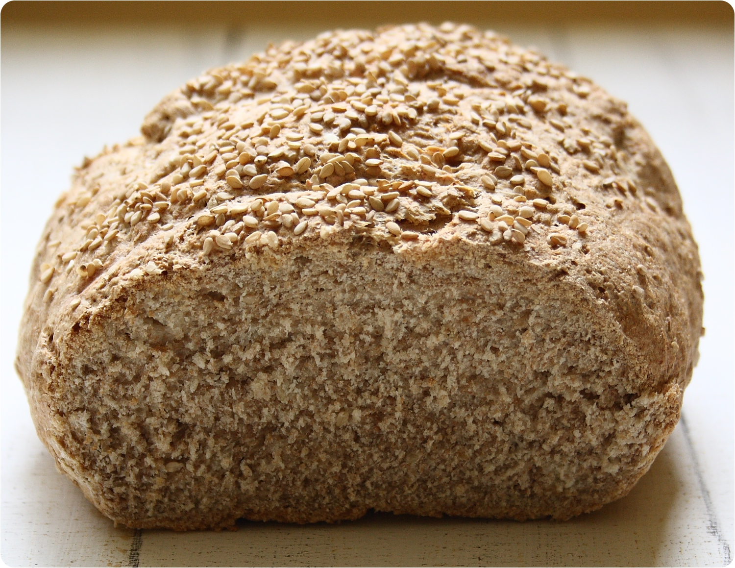Psomi - Griechisches Brot mit Sesam – The Vegetarian Diaries