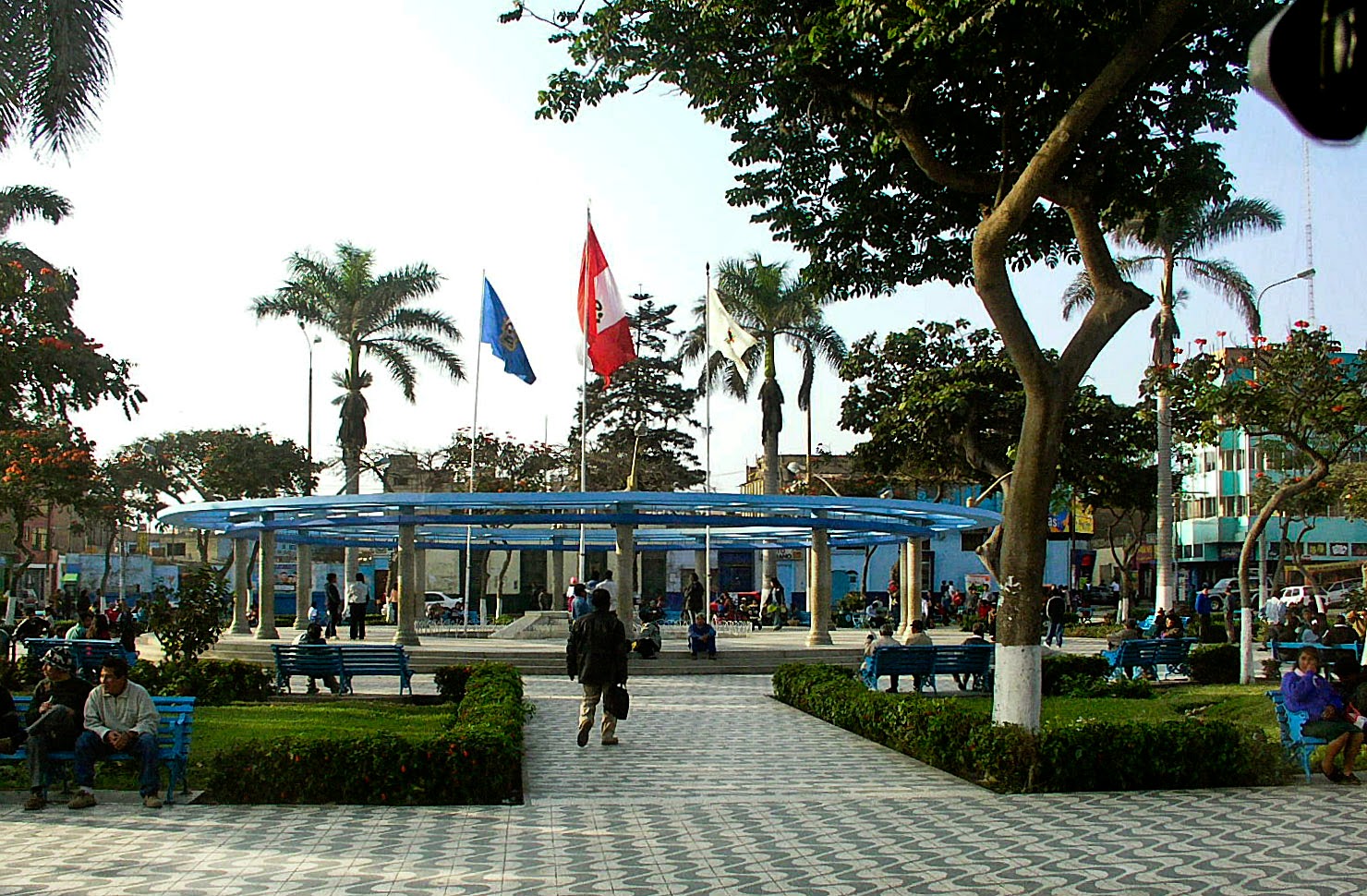 Paraíso Noticias Huacho MILES DE TURISTAS DISFRUTARON EN LA LAGUNA LA