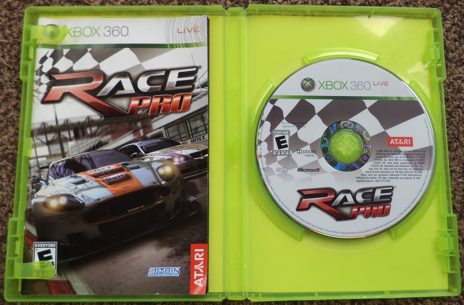Xbox 360 racing games. Гонки на Xbox 360. Xbox 360 упаковка от диска. Xbox Series s Racing game. Xbox 360 гонки Джуниор.
