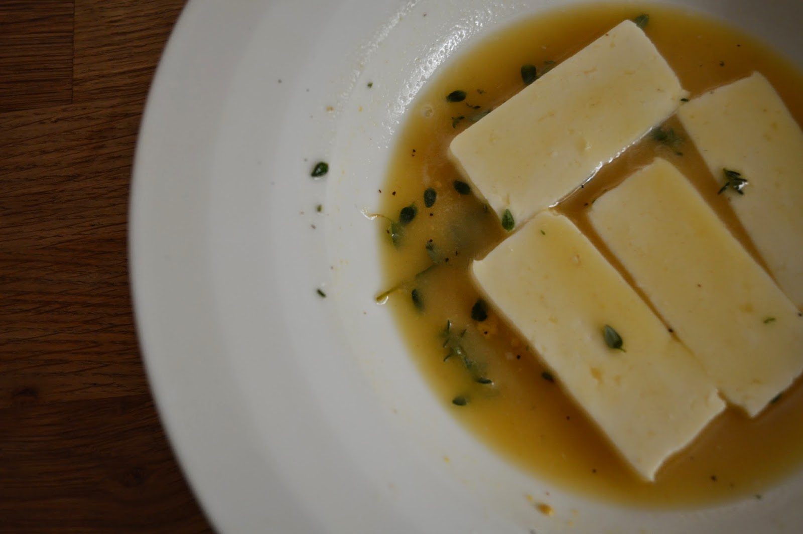 GRILLED HALLOUMI & CRUNCHY SALAD WITH LEMON & THYME DRESSING Life