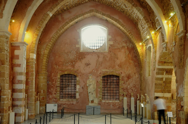 Μέσα στο νέο Αρχαιολογικό Μουσείο Χανίων
