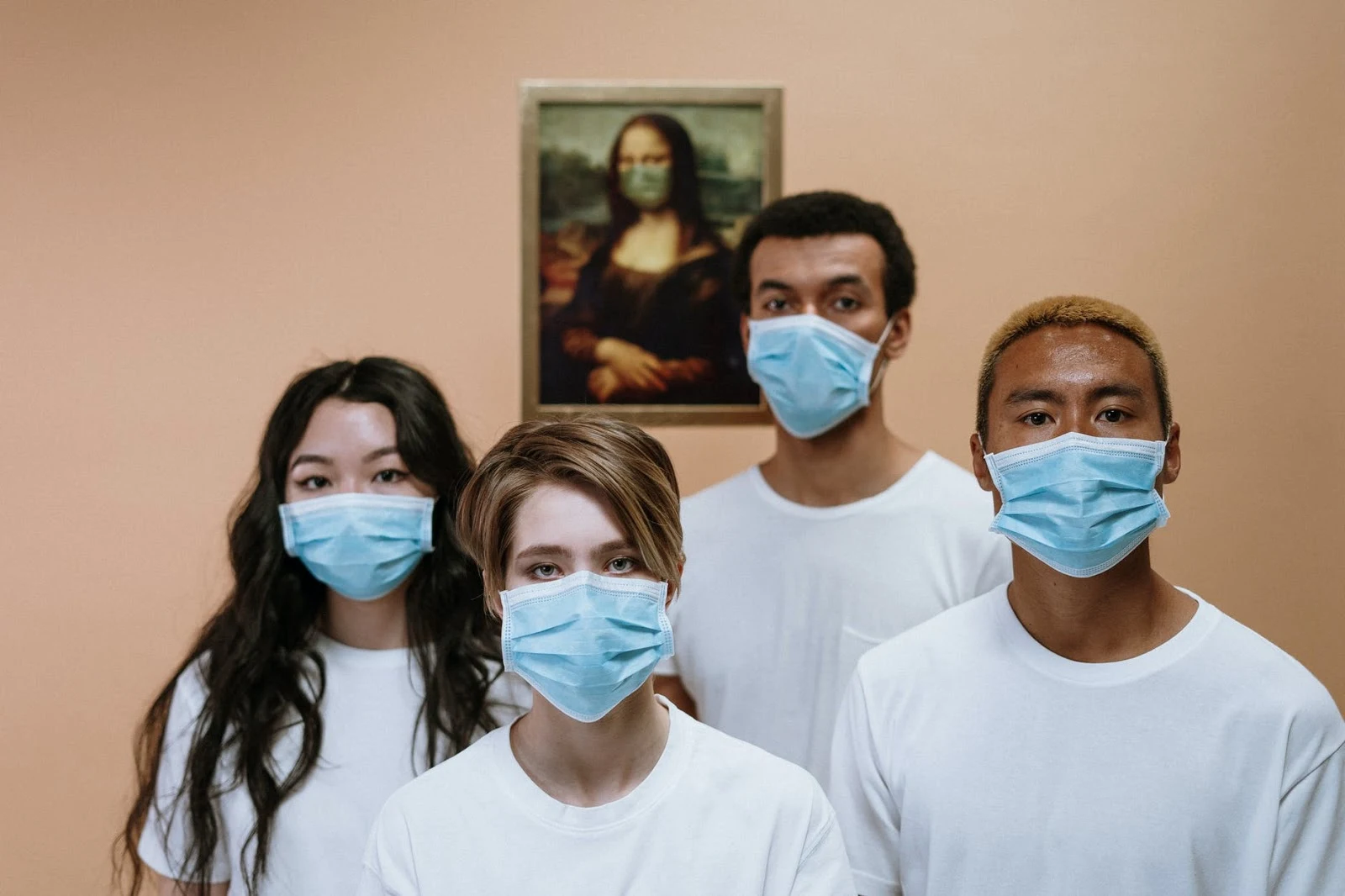 The Actual Dos and Don’ts of Wearing a Medical Mask