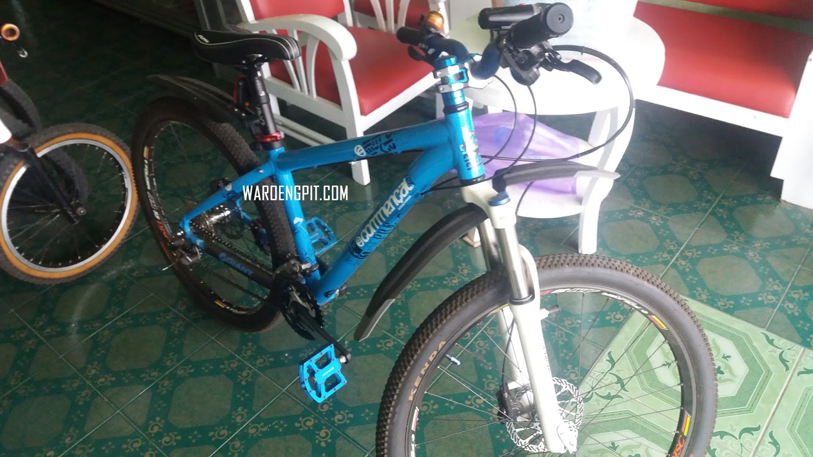 Jual Sepeda Bekas Comencal Biru - Waroeng Pit | Toko Sepeda Mtb Online