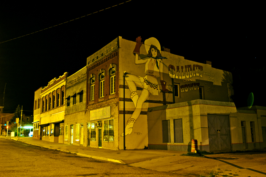 MY APERTURE CALUMET SEZ HOWDY AND TO LAS VEGAS, NEW MEXICO