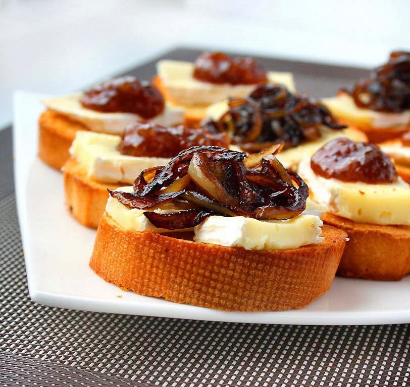 collecting memories Crostini with Camembert, Caramelized Onions and Fig Jam