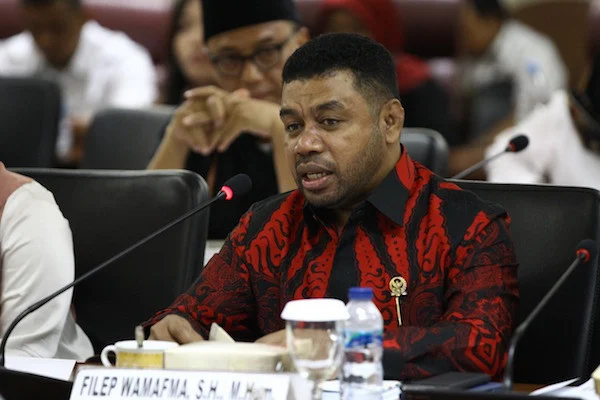 Reaksi Senator Filep Wamafma Terkait Penegakan Hukum di Papua, Tegas!