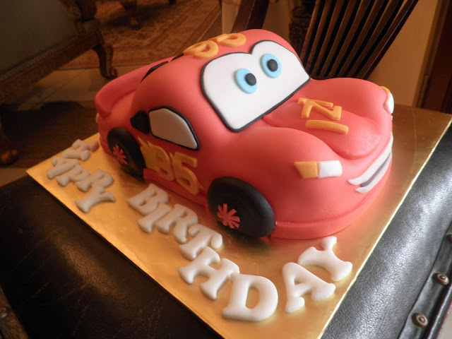Sweet Natalyn Delight: Disneyland Pixar Car Cake