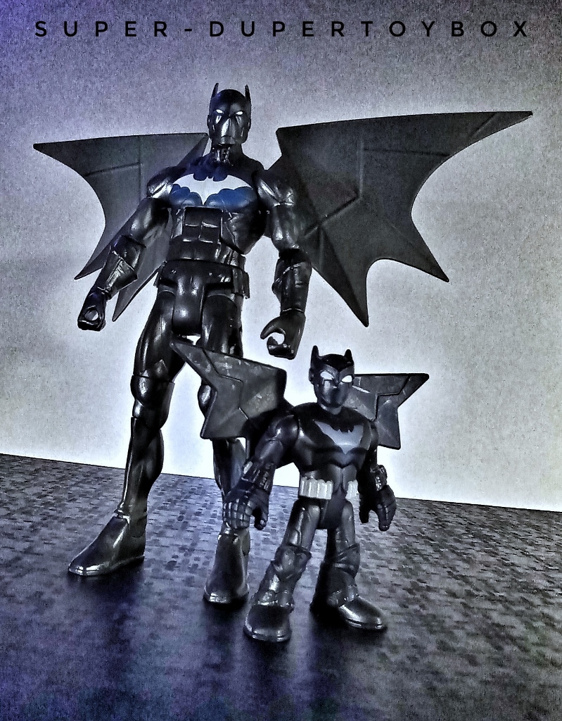 SuperDuperToyBox Imaginext Batwing and Apokolips Armor Batman (BatTech)