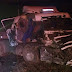 Caminhão atinge coluna e cabine fica totalmente destruída na região de Londrina