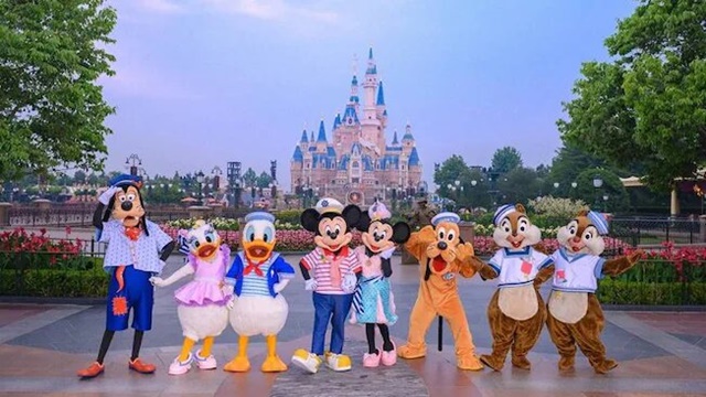 สวนสนุกเซียงไฮ้ดิสนีย์แลนด์ (Shanghai Disneyland)