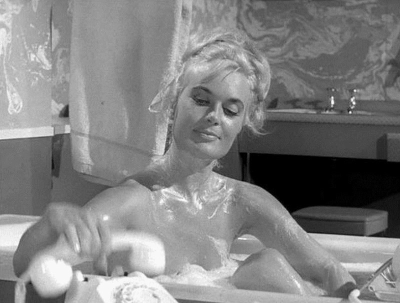 Film Noir Photos: Rub-a-dub-dub: Shirley Eaton.