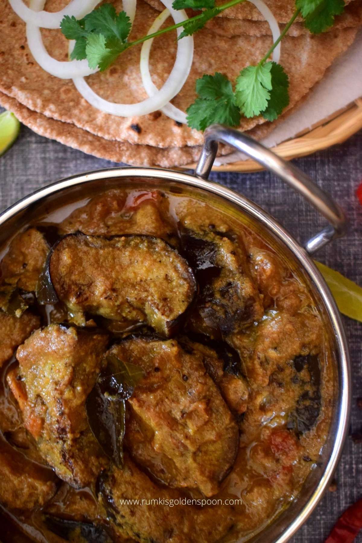 brinjal curry for biryani, brinjal gravy for biryani, ennai kathirikai kulambu recipe, brinjal pachadi, kathirikai pachadi, brinjal curry for biryani chennai, hyderabadi brinjal curry for biryani, how to make brinjal curry for biryani, brinjal curry for biryani muslim style, kathirikai gravy for biryani, ennai kathirikai kulambu in tamil, brinjal gravy for biryani recipe, brinjal curry for biryani recipe, biryani side dish brinjal gravy, brinjal masala for biryani, kathirikai pachadi for biryani, brinjal pachadi for biryani, brinjal curry for biryani home cooking, brinjal curry with biryani, how to make brinjal gravy for biryani, how to prepare brinjal gravy for biryani, brinjal curry, Indian curry recipe, vegetarian recipes of india, recipe with eggplant, eggplant recipe indian, recipe for brinjal curry, vegan Indian curry, vegan Indian curry recipes, Rumki's Golden Spoon
