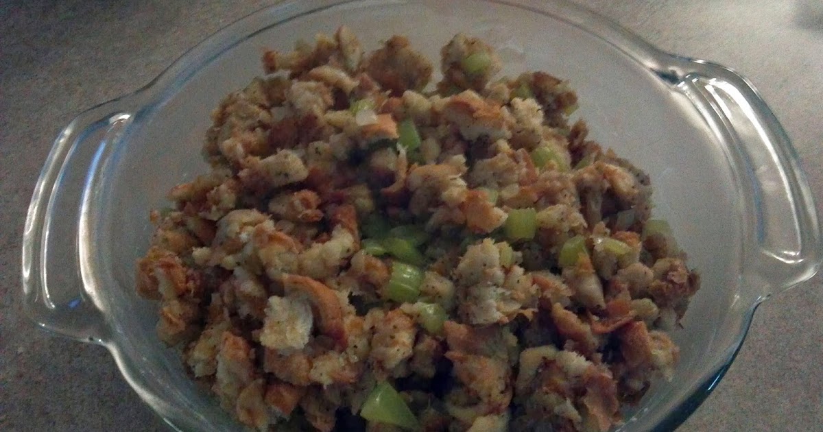 lizzycooks Mom's Traditional Simple Sage Dressing