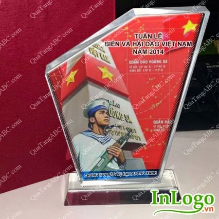 kỉ niệm chương pha lê ngũ giá kỉ niệm chương pha lê ngũ giá