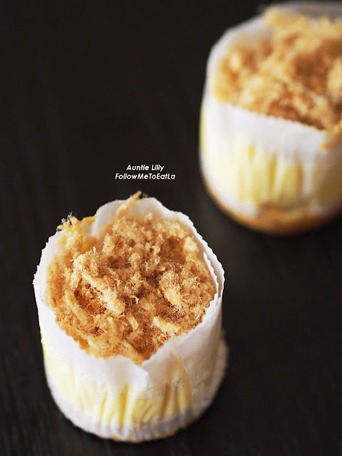 Salted Egg Yolk Cheesecake With Kellogg’s Corn Flakes Crust