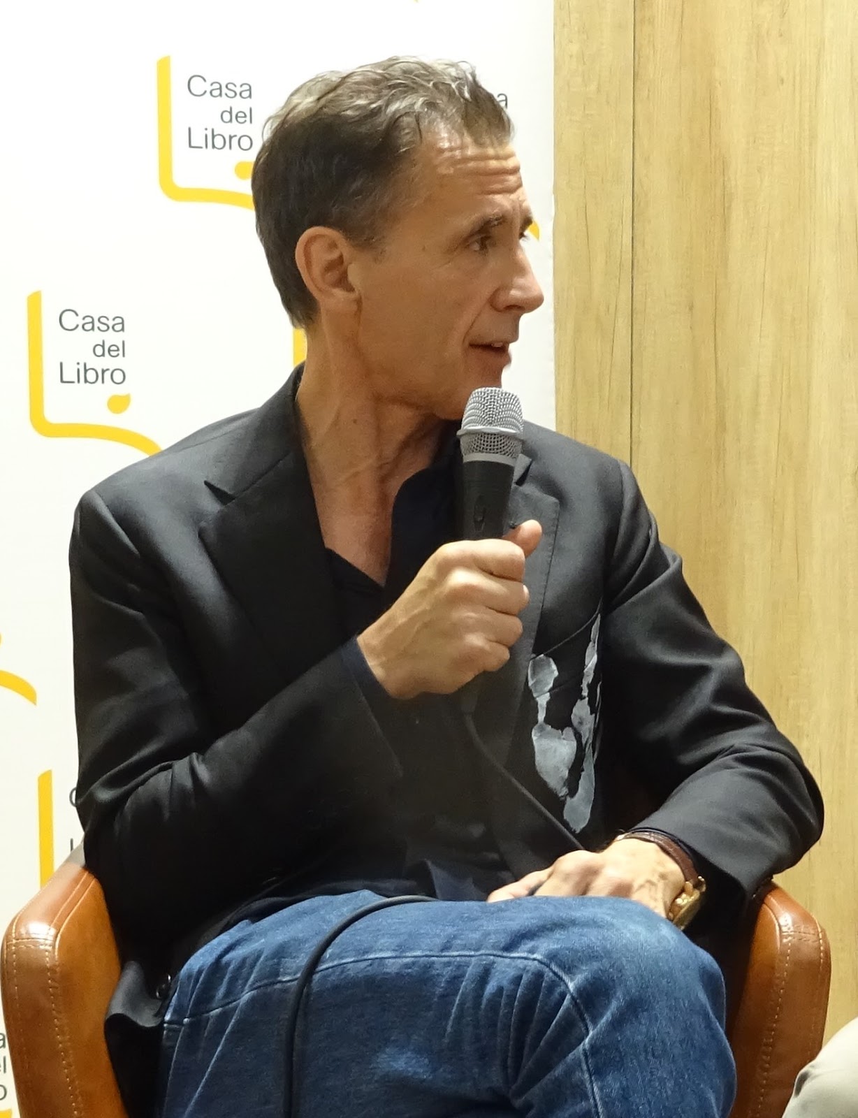 El Búho entre libros LA CHICA QUE VIVIÓ DOS VECES (DAVID LAGERCRANTZ