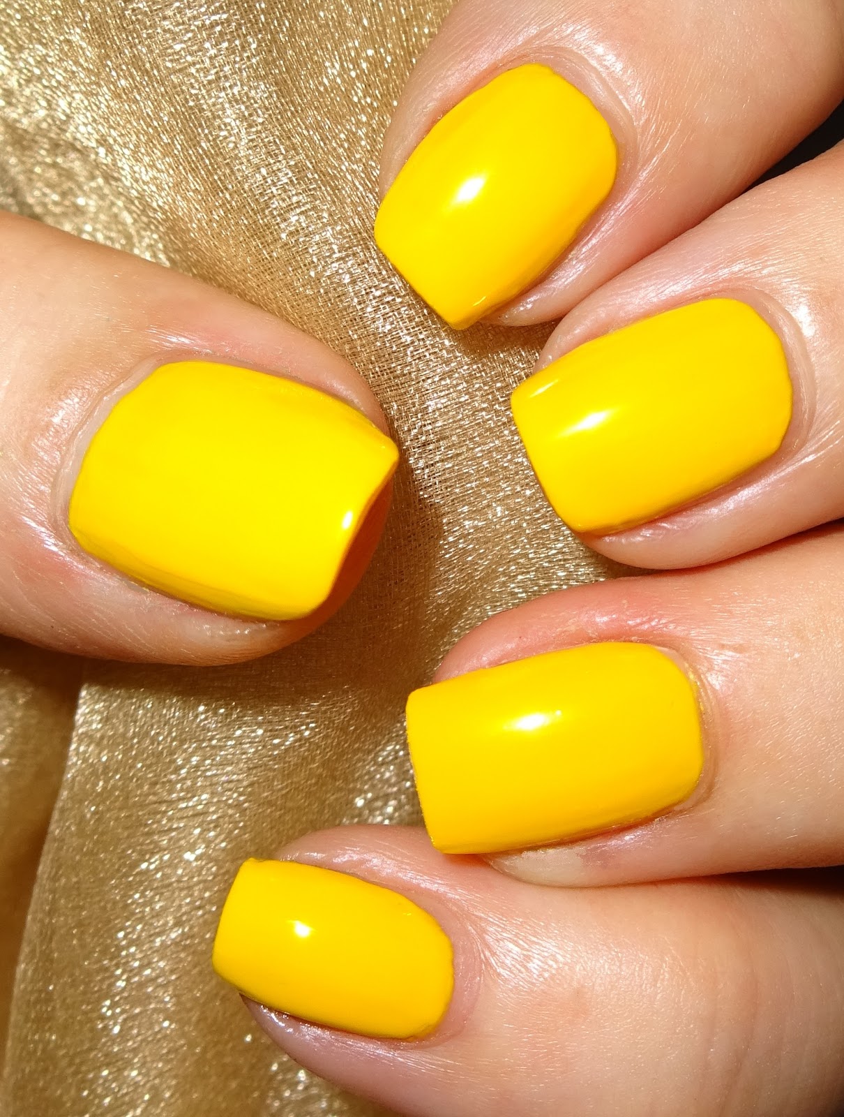 Wendy's Delights BINKY LONDON Nail Polishes Lemon Drizzle & Sunshine Yellow