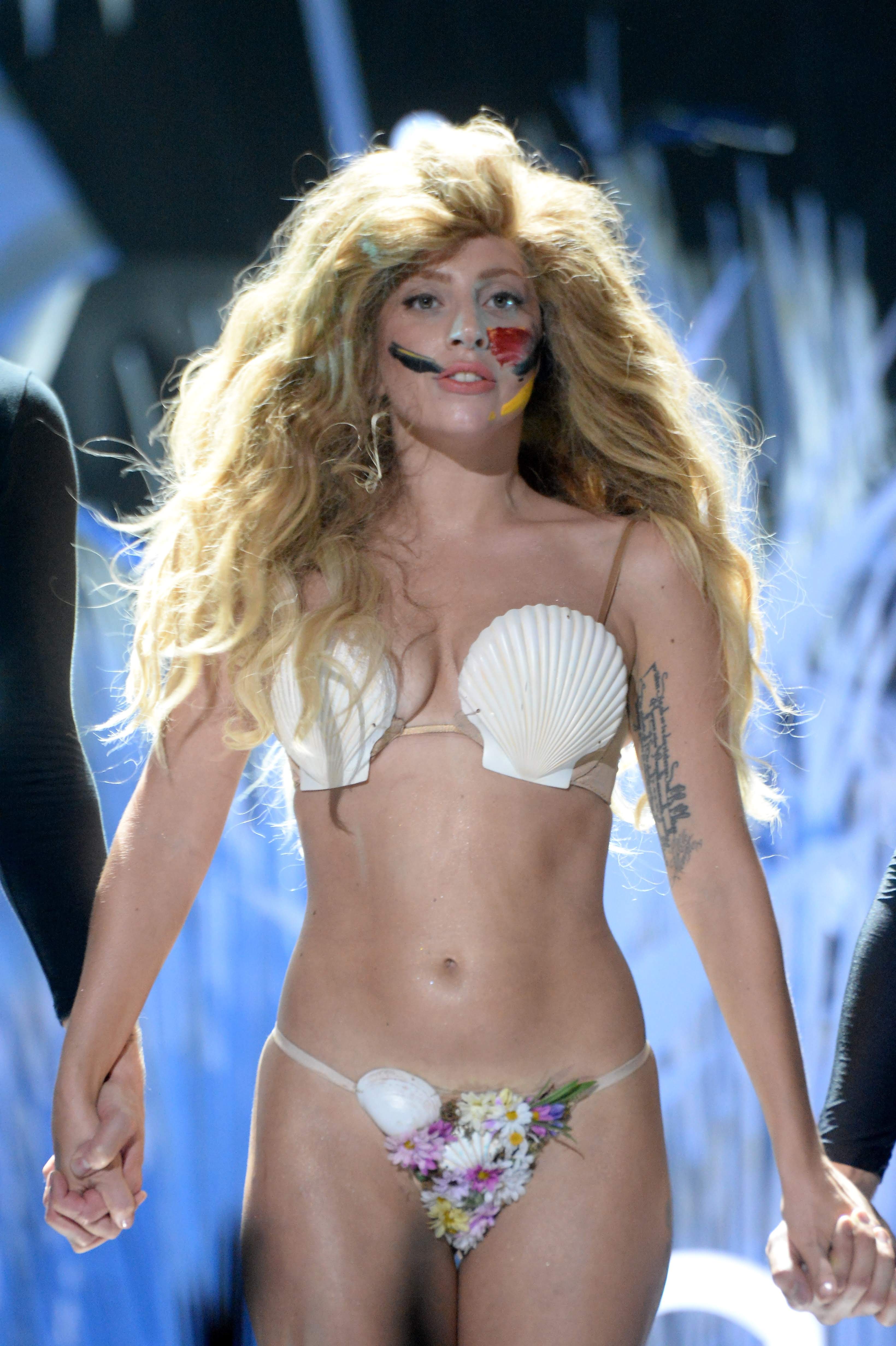 EXPOSTAS.com+gaga+(5).jpg