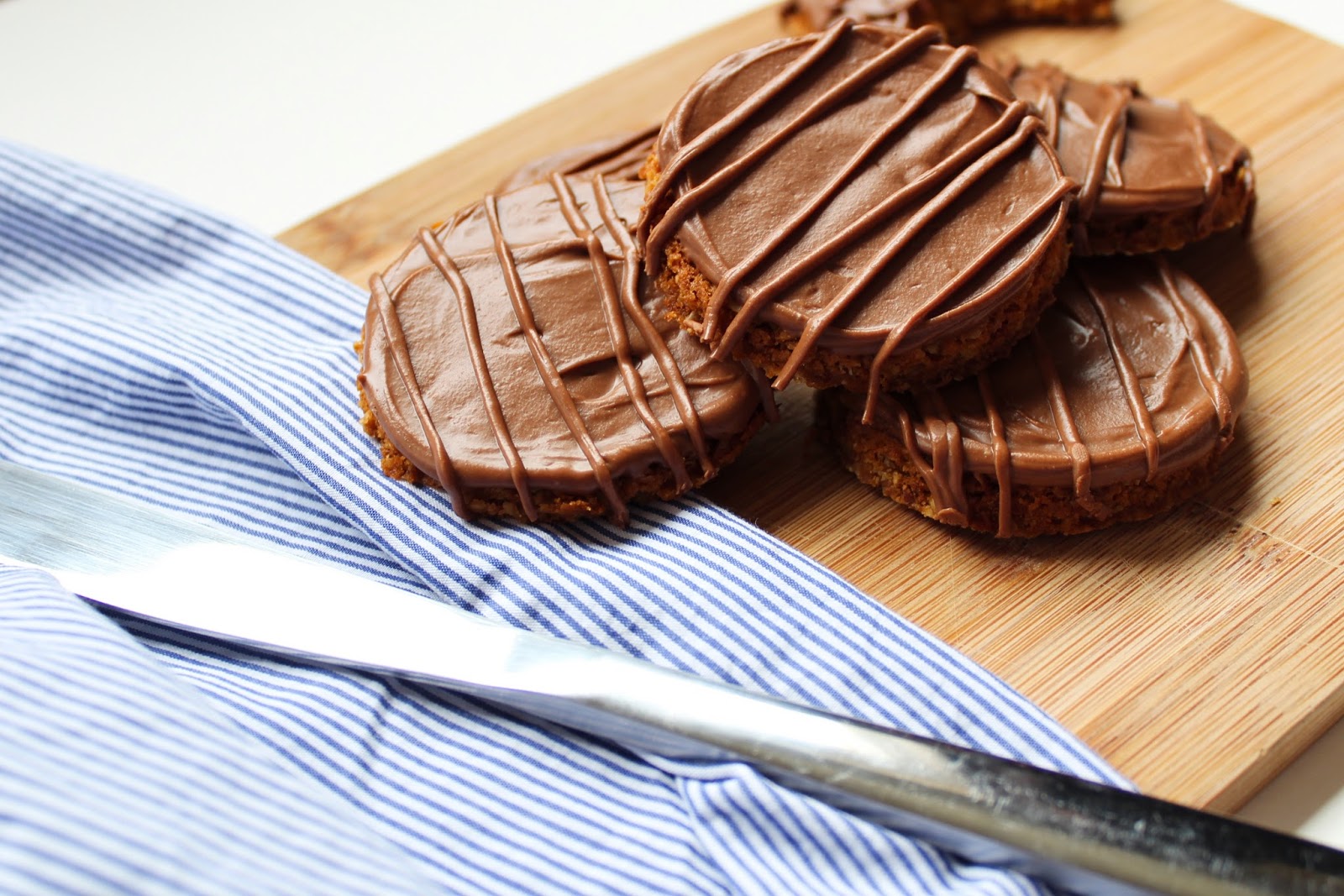 Homemade Chocolate HobNobs