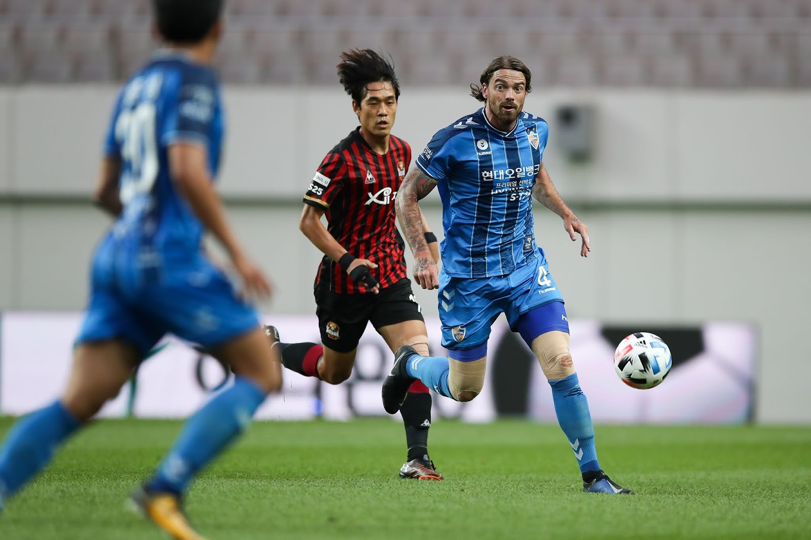 расписание футбольных матчей. ру футбол россии и европы. футбольное приложение. футбольное приложение. футбол программа южно.