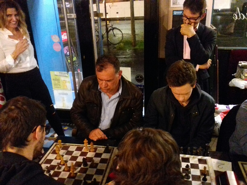 Canal SaintMartin Echecs 296e Quentin Bertrand monte d'un cran