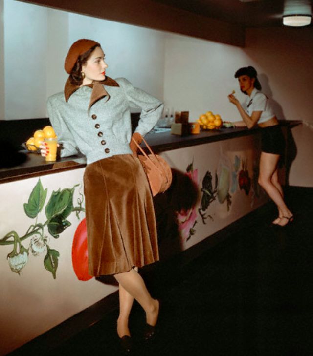 Extraordinary Color Fashion Photography Taken During the 1940s by John ...