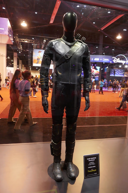 Jeremy Renner Avengers Endgame Hawkeye movie costume